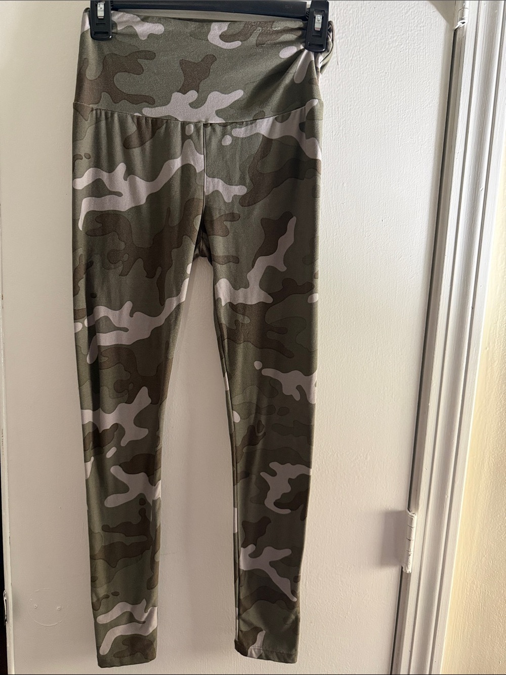 Kids Camo Leggings - Olive Green Camo Print